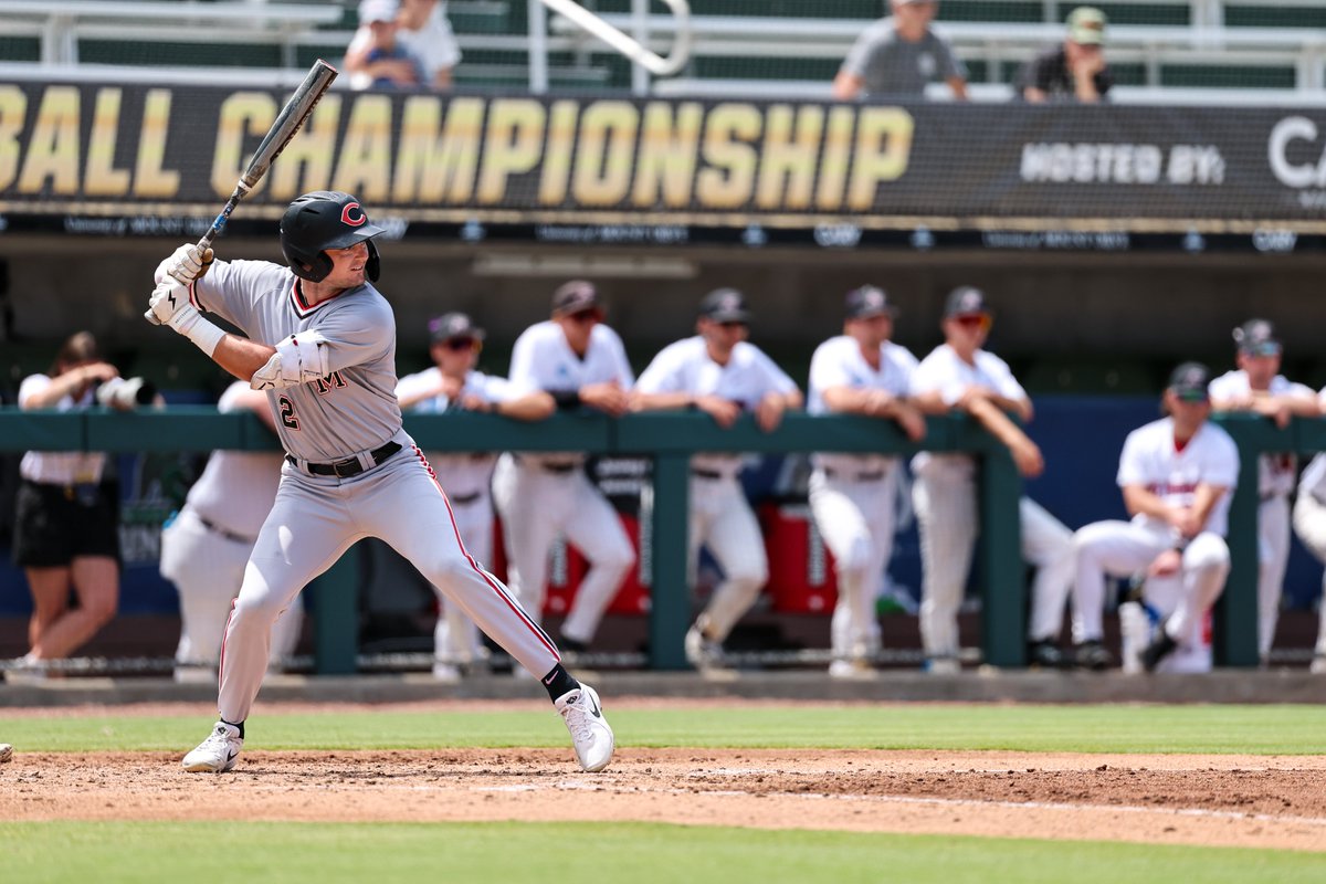 ucm_athletics's tweet photo. Look at him. Perfect. https://t.co/3V7Qsk8GMJ