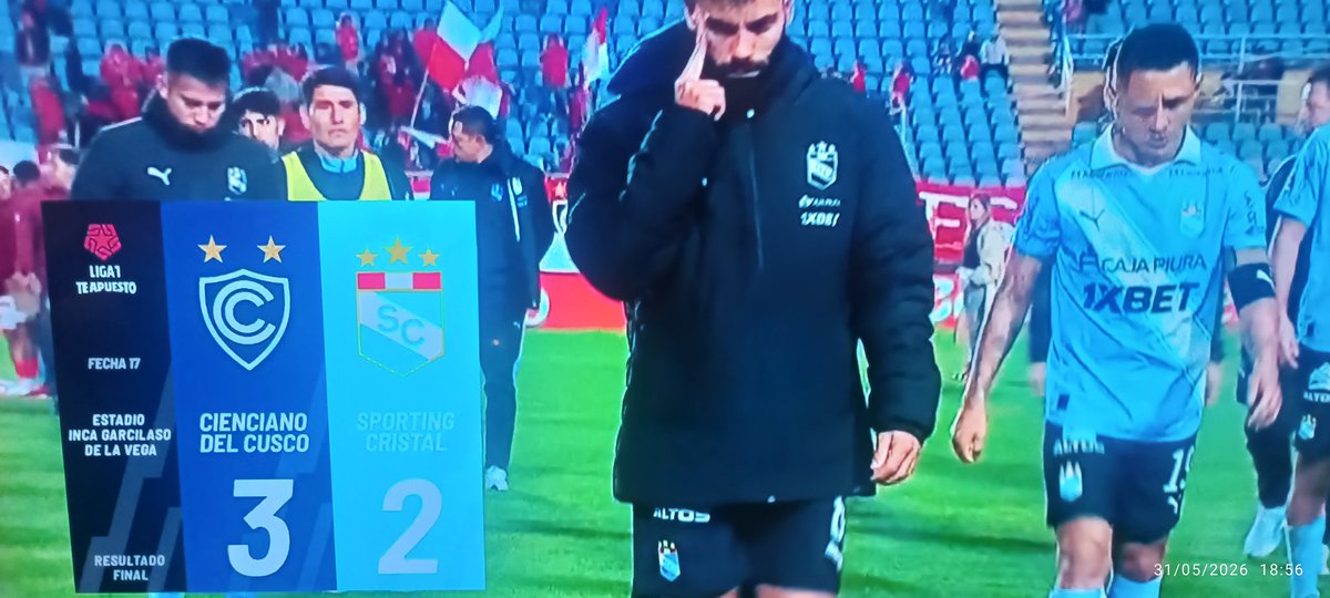 celeston_7's tweet photo. Que mal armado está el equipo sin suplentes que cambien algo...si bien es cierto el DT no tiene de dónde escoger, pero tampoco se ve su mano, y sigo pensando que no es DT para el SC..a éste equipo solo lo levanta un DT que sepa y que se imponga respeto sobre éste grupo hundido. https://t.co/SnYb78HWUL