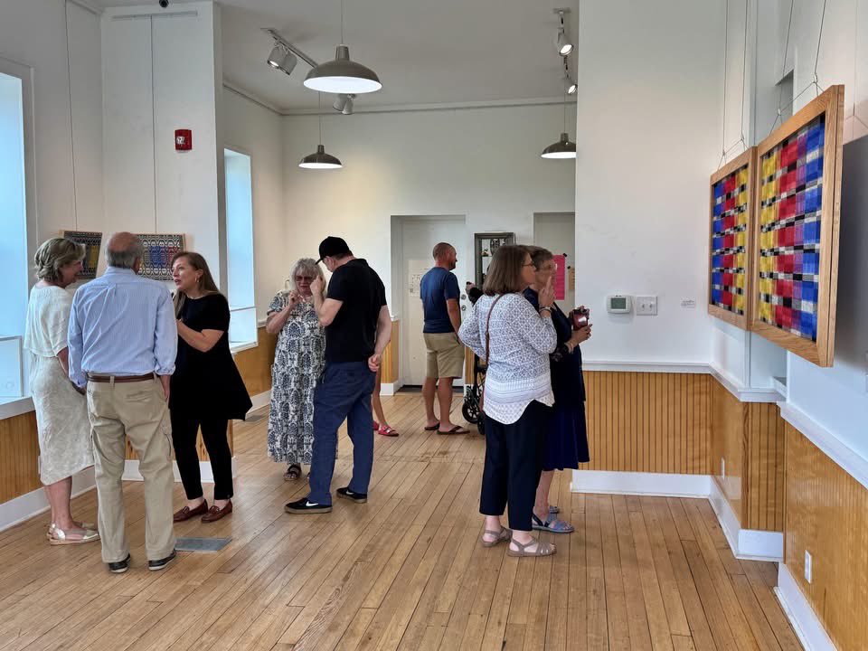 stokesarts's tweet photo. Thank you to everyone who came out for the Meet and Greet this afternoon in the #AppleGallery with artist, #JaneiseHarmon, with #StokesCountyFiberArts. https://t.co/gTkx9ZVmpQ