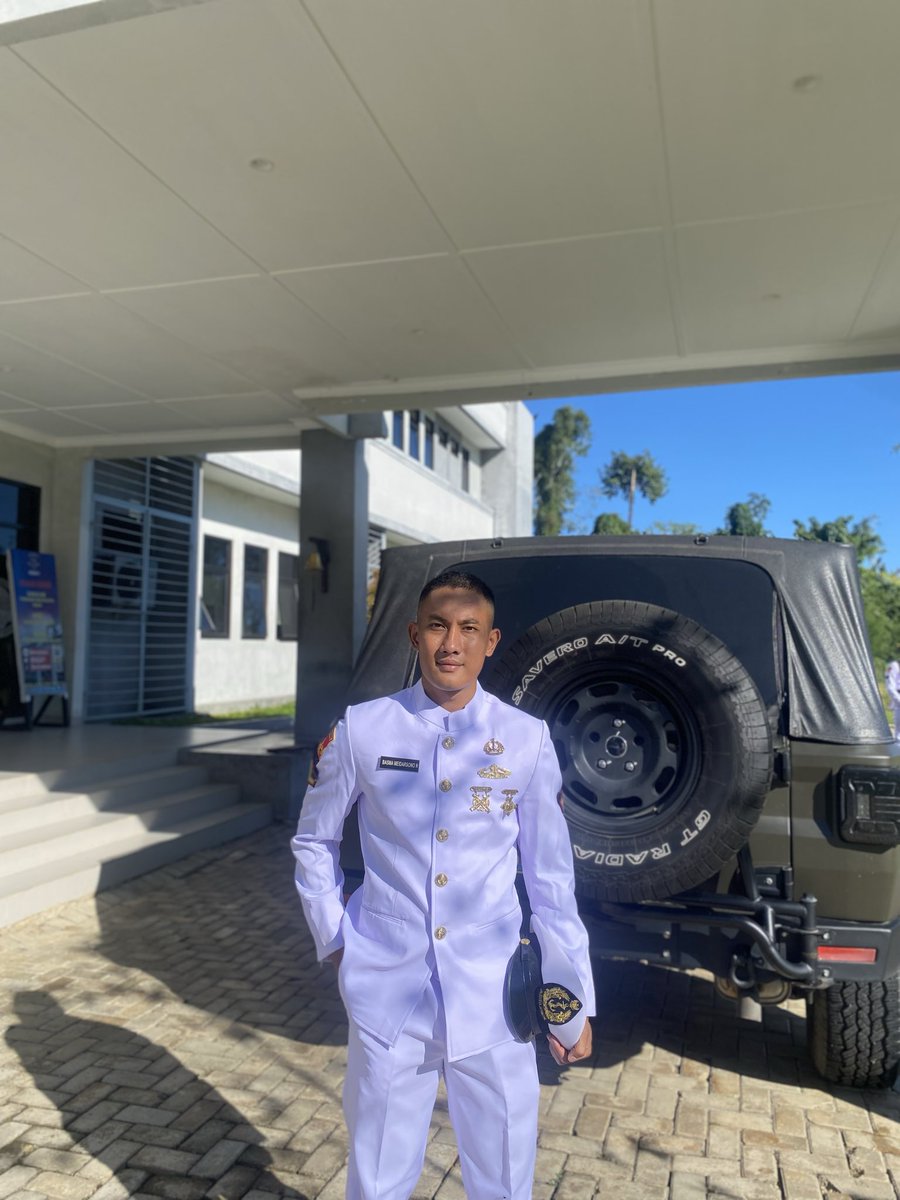 basmaasabor's tweet photo. Selamat hari pancasila 🤟🏻 https://t.co/UGBYDVrAN6