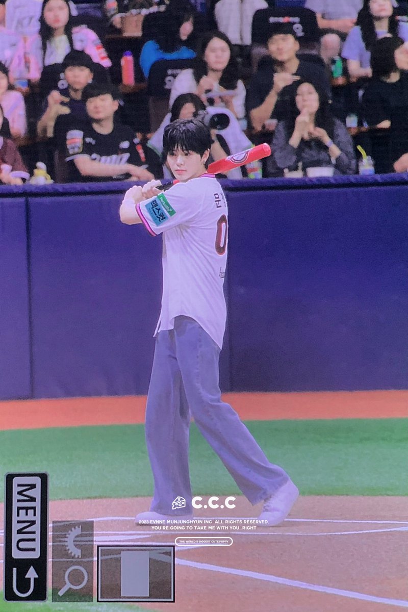 cccake_jh's tweet photo. 260531 첫시타 잘했고 담엔 시구로도 불러주세요⚾️ #이븐 #EVNNE #문정현 #MUNJUNGHYUN https://t.co/Nj4wMYpbZh