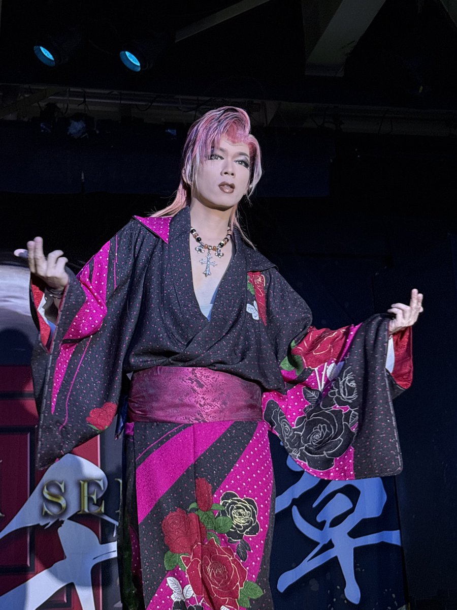 5月31日 小弁太座長ゲスト＋親睦会㊗️大入り 舞踊ショー 🎶イエス