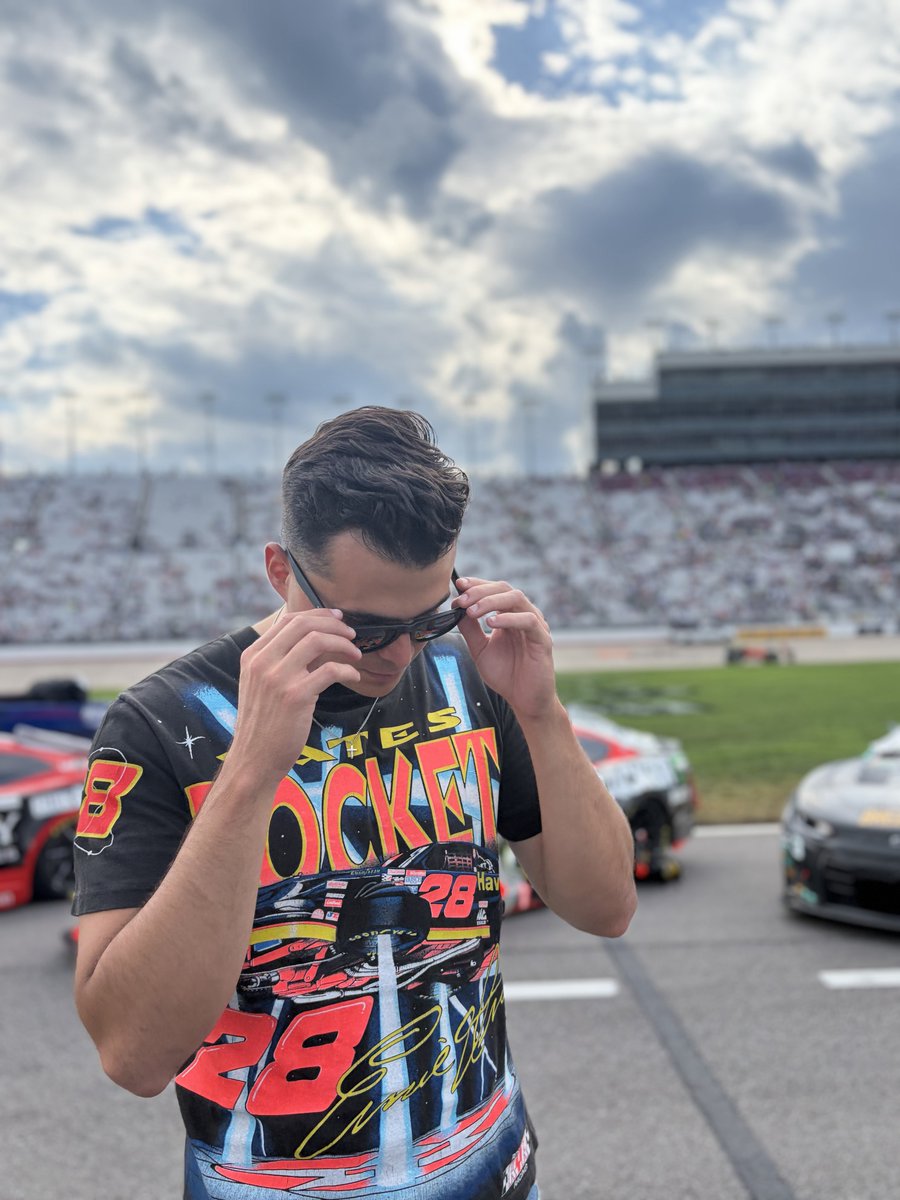 IdkPlayer's tweet photo. Race Day ready with Rank Up Barber - Best Barbershop in Nashville. 

Located on: 
107 New Brick Church Pike
Goodlettsville, TN  37072
United States https://t.co/37JPOAH5rS