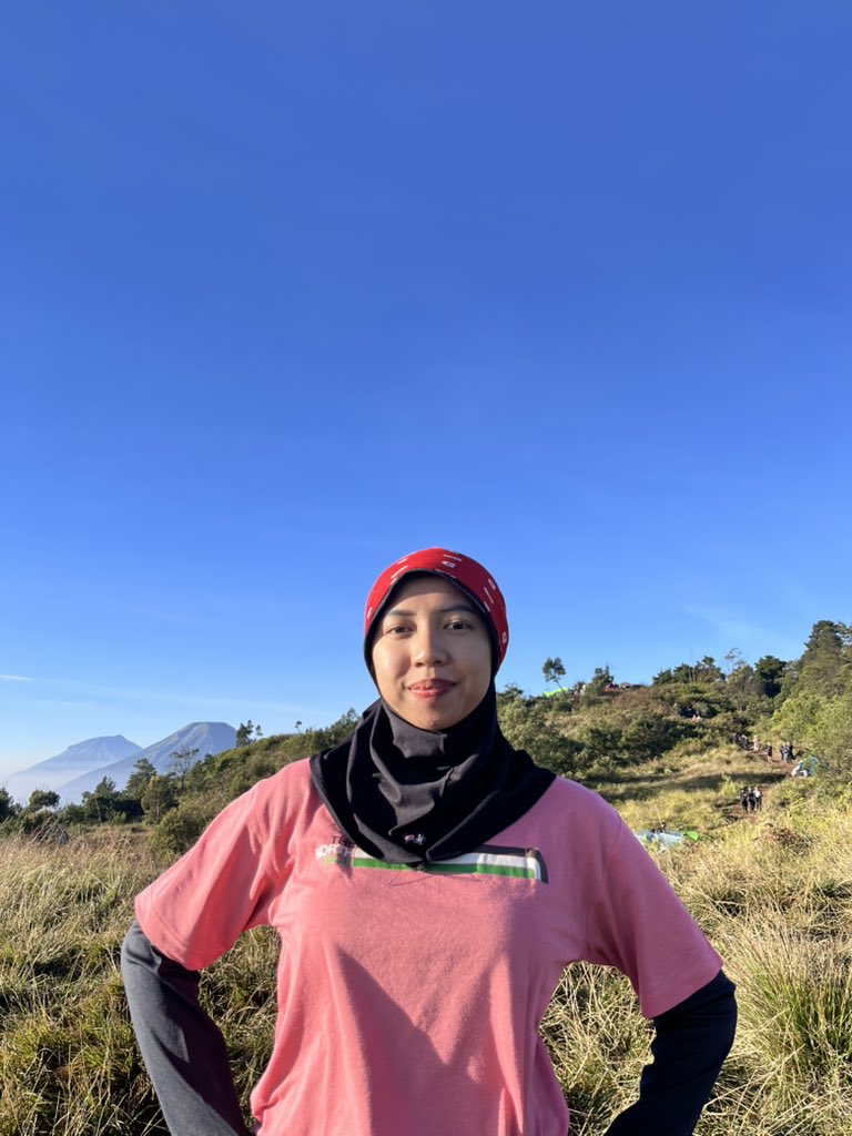 rtnasss's tweet photo. Update kehidupunk senin pagi 🤏🏻 https://t.co/e8kl0ci1kk