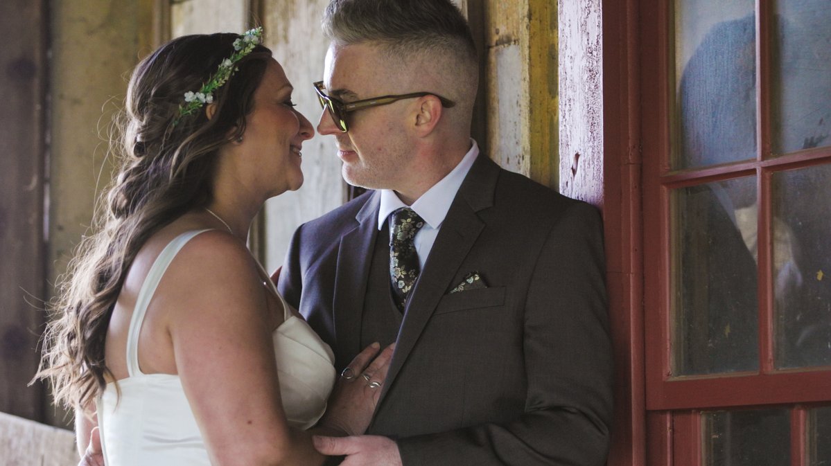 tsidpod's tweet photo. My man, @davevsgoliath1 got hitched up to a real nice lady yesterday! 🖤 https://t.co/UsE4lCzHnf