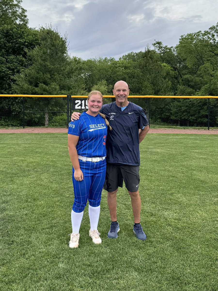 AllieHarrigan's tweet photo. Thank you Coach Kelly and @SAUBeesSoftball players for a fun camp today! I really enjoyed the scrimmage and throwing drills. Hope to attend another camp again! 🤍💙🥎

@ejonesrockchalk @SelectFP_IA10 @sami_miller34 @MJClutchHitting @ExtraInningSB @iowapreps @IAsoftball_ @SoftbalAmerica @MidwestPremierS @SBRRetweets @drakepepper1 @Bound_IA @TopPreps @LineDsoftball @tagupSoftball @PrepSoftball @prepfastpitch @BTFastpitch @BarPerformance0 @DiamondAddicts @raj_manjrekar