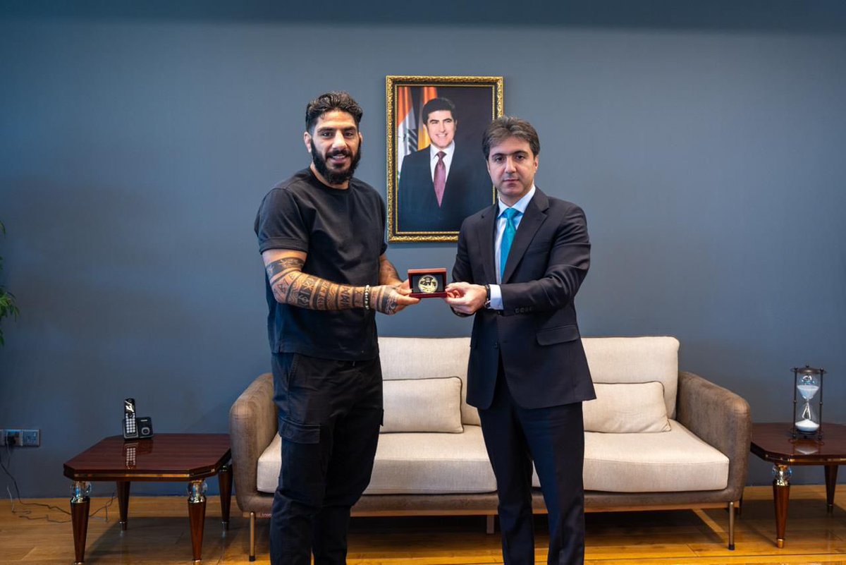 Mhamadshariff's tweet photo. دەزگای روانگە پێشوازیكرد لە پاڵەوانی وەرزشی (نامۆ فازیڵ)

هەولێر
٢٠٢٦/٥/٣١
#rwanga
#Namofazil https://t.co/MzgAahjFyD