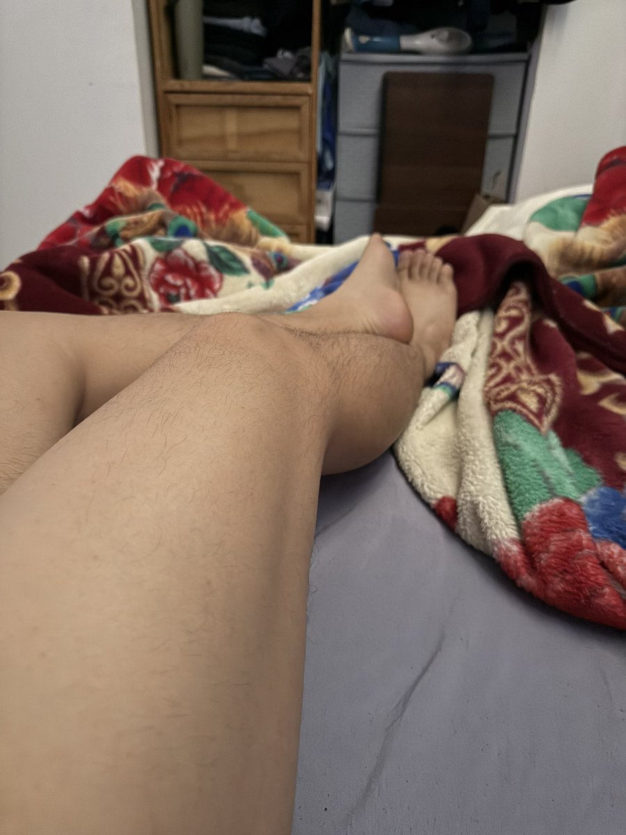 solosoyrafa's tweet photo. ojalá tuviera novio para estar empiernados los domingos https://t.co/TeqxzS5tiF
