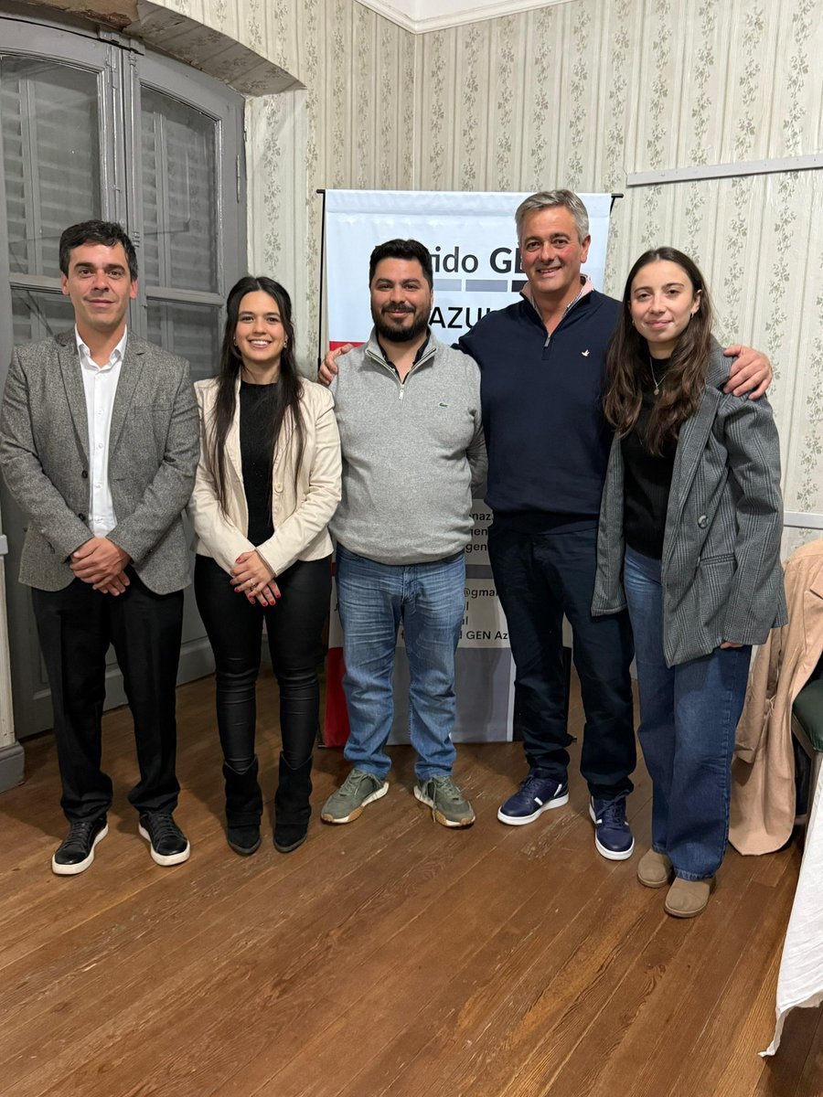 PartidoGENAzul's tweet photo. Junto al Concejal @GastonClaudino , seguiremos trabajando con responsabilidad, vocación democrática y una mirada de futuro, convencidos de que la mejor manera de transformar la realidad es a través de la construcción colectiva. https://t.co/251W0PjNa6