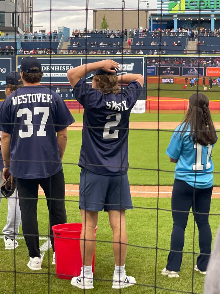 willmackupdates's tweet photo. Will today at the Maye Day foundation softball game. (3) https://t.co/N2KBlqTl1t