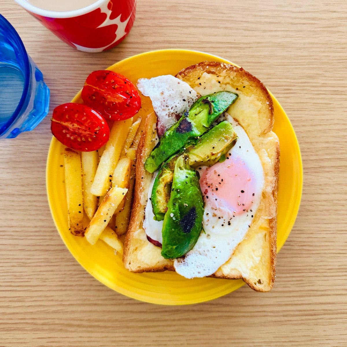 dot_a_art's tweet photo. 🥑🍳🥓 #sketch #スケッチ https://t.co/Wl7B7bazcv