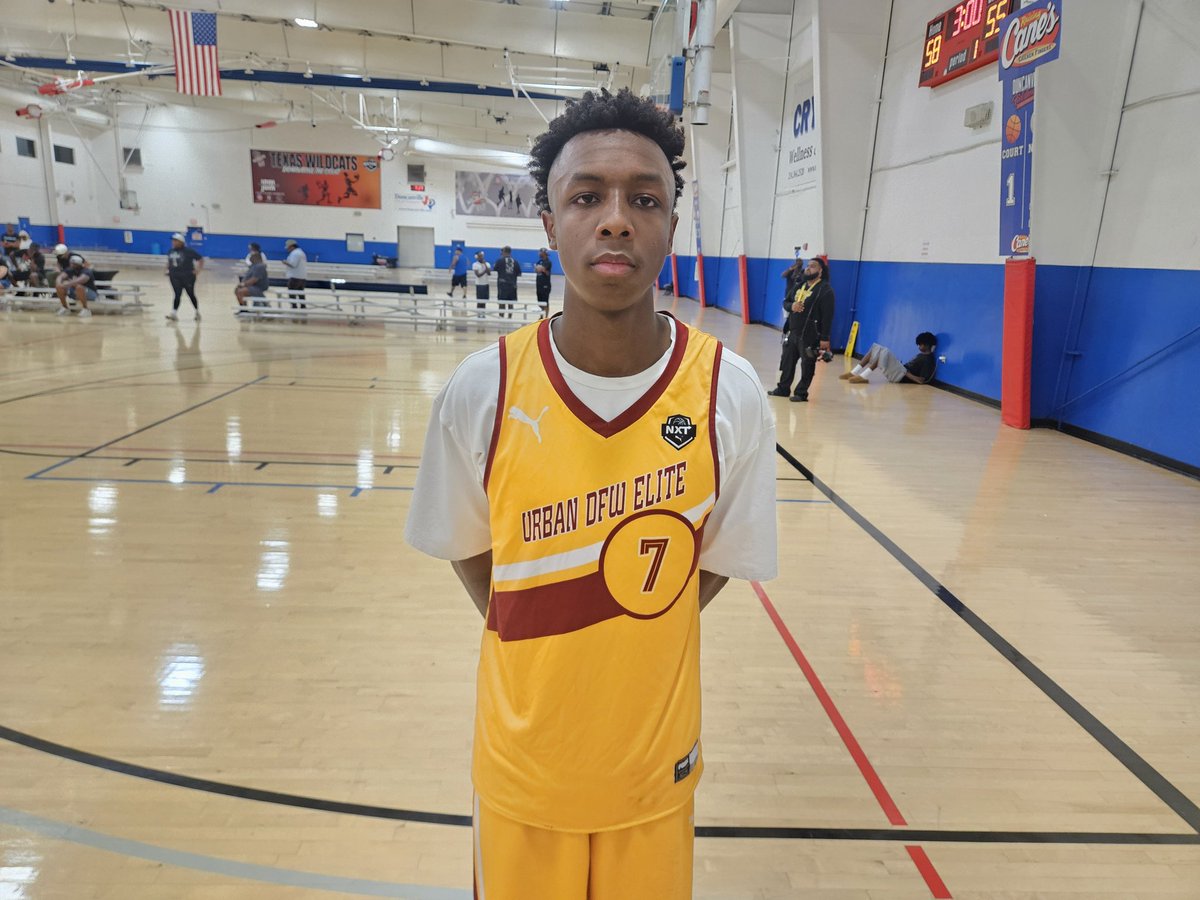 EdmondTaylor18's tweet photo. TaylorMade Pick 

Jazzy Hartwell Invitational 

Sevin Reed 6'3 G 2029 Urban DFW 15U/Paris HS (Paris, TX)

- Finishing above the rim 

Go to https://t.co/7UTn3xVn6S to check out his Player Evaluation 

College Coaches 👀 

#TomorrowsStarsToday #JazzyHartwellInvitational #UrbanDFW https://t.co/vOuHLfVgjM