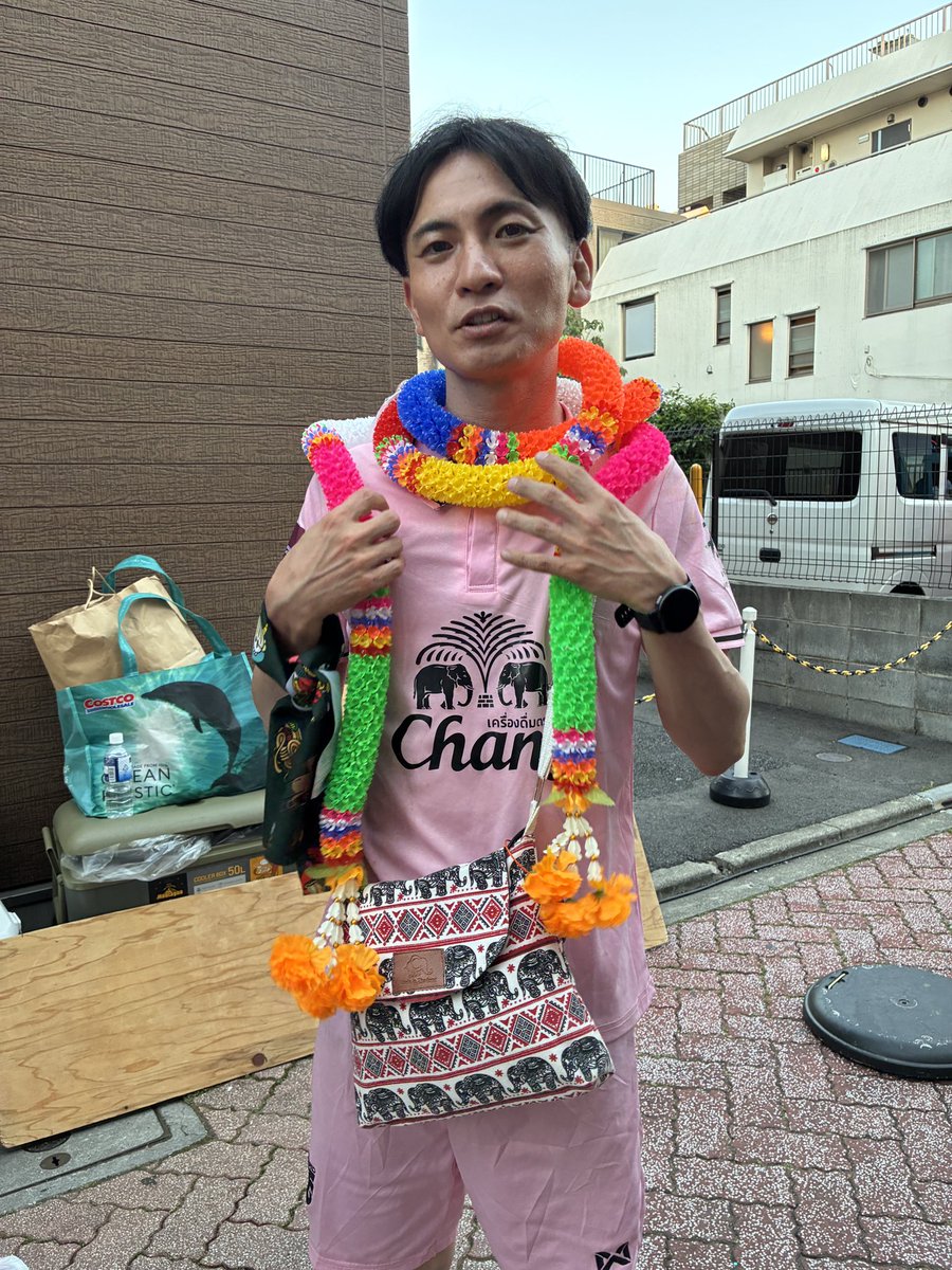 leosukisuki's tweet photo. タイまつりありがとうございました✨
すごい人だったー！！
おかげさまで完売だらけででした！💮
また次回のタイまつりでおあいしましょ〜！！ https://t.co/h3gvASZpRW