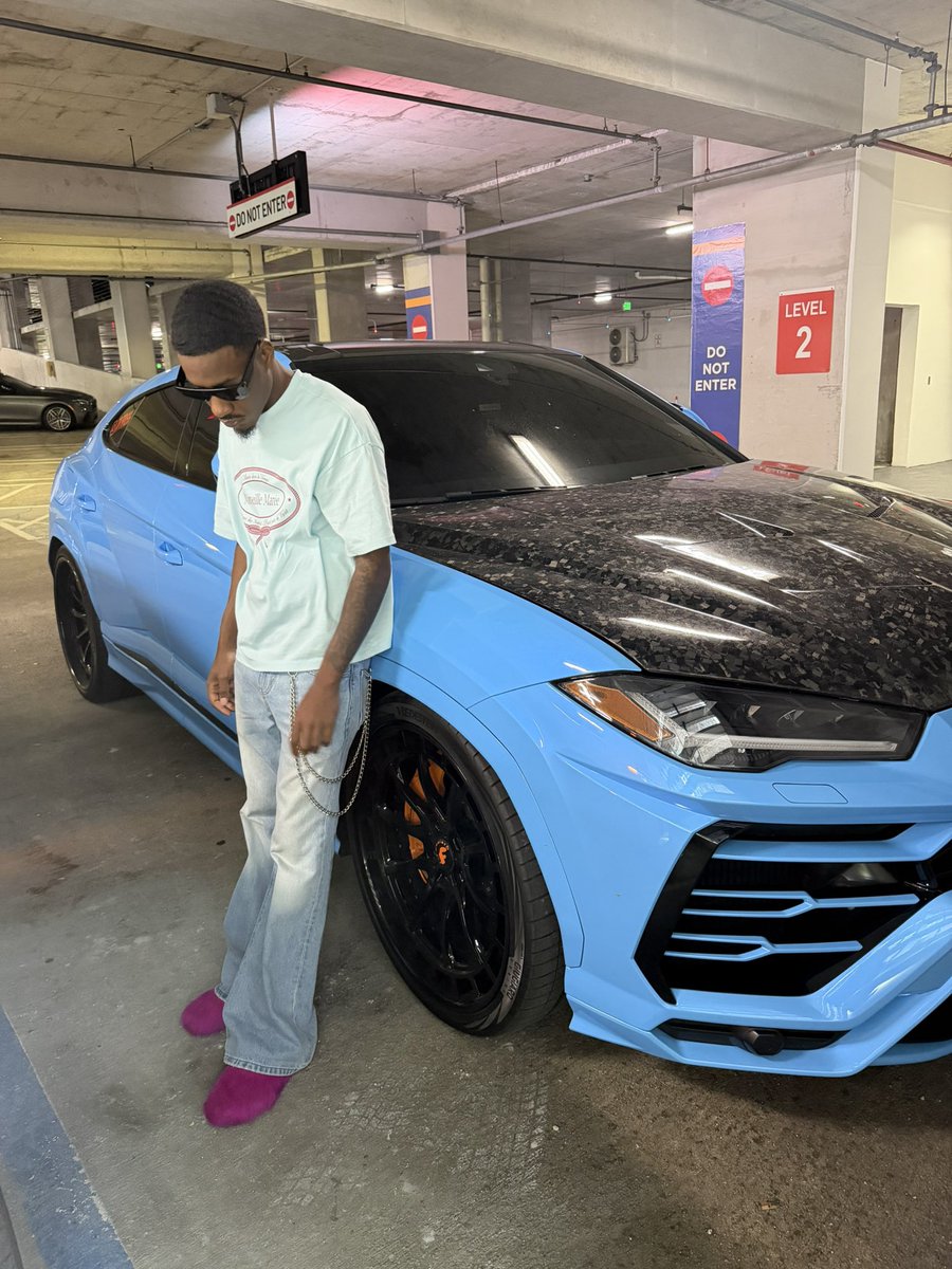 NLDRE_'s tweet photo. 🥷🏽’S MAD CAUSE I AINT FRIENDLY
THANK GOD DAT IM STILL IN IT 🙏🏽
I AH NEVER FORGET MY RAINY DAYS 🌧️
I CAME FROM PINCHING PENNIES 🪙
#TANIESHASON💗 #NL⛹🏾‍♂️ https://t.co/DPQnY6Oq3A