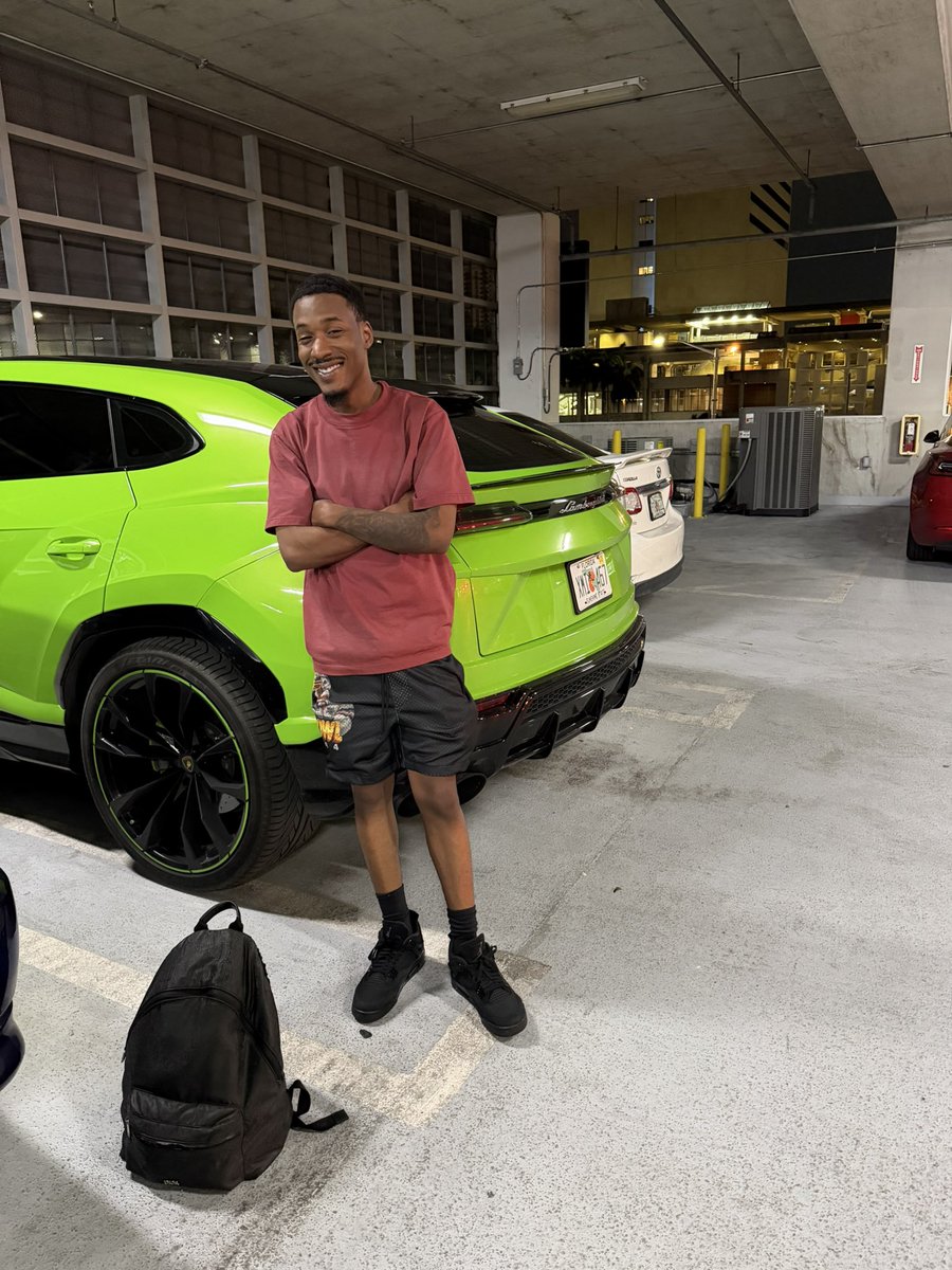 NLDRE_'s tweet photo. 🥷🏽’S MAD CAUSE I AINT FRIENDLY
THANK GOD DAT IM STILL IN IT 🙏🏽
I AH NEVER FORGET MY RAINY DAYS 🌧️
I CAME FROM PINCHING PENNIES 🪙
#TANIESHASON💗 #NL⛹🏾‍♂️ https://t.co/DPQnY6Oq3A