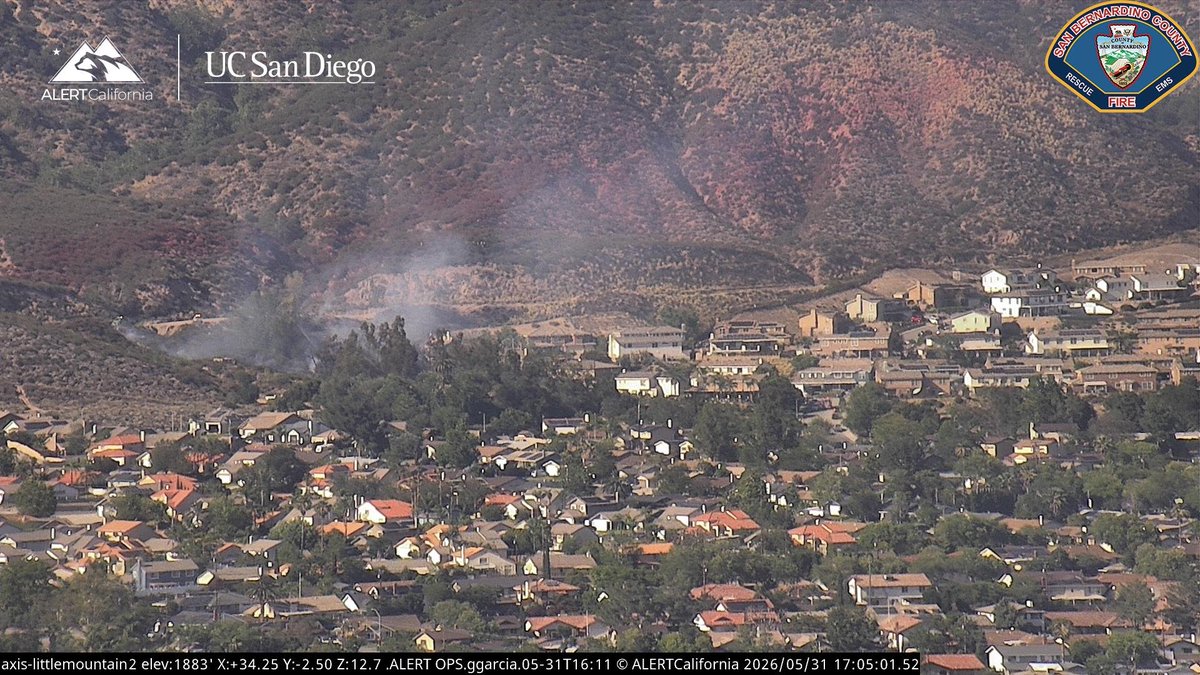 engineco16's tweet photo. #AriesFire There's that spot fire, upper right. You can see the crews now and they have it knocked down. Air tankers are being released now. https://t.co/rlJXSeJeEq