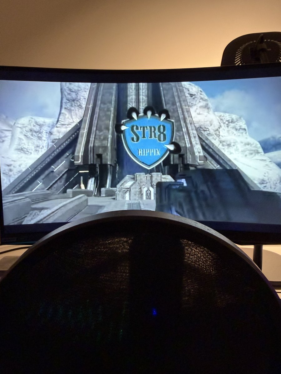 EEli_X's tweet photo. Montage Watch Party! 👀

https://t.co/nvrNXXrwjU https://t.co/n3S3KjEpyj