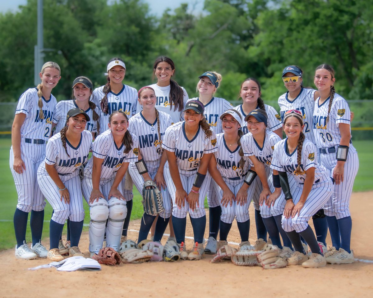 IG_National2728's tweet photo. Proud of this group and the way they competed all weekend. The work doesn’t stop here, but earning our ticket to Indiana is a pretty good way to start the summer.
#GoldBlooded #RoadtoIndy https://t.co/qg8D5QZXLm