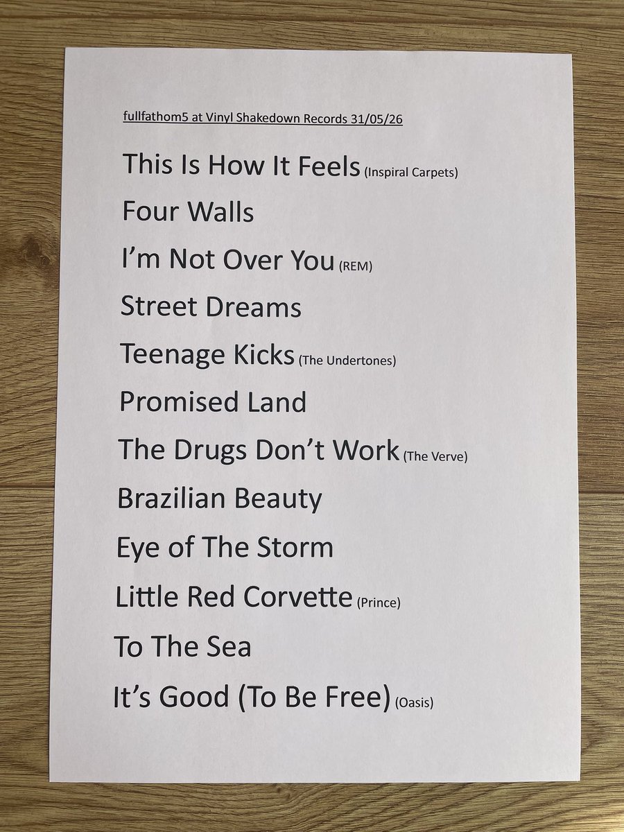 fullfathom5uk's tweet photo. Thanks to Grant for asking us to play at the brilliant #vinylshakedown and cheers to Tom for playing the encore for me. 🤗 #fullfathom5 https://t.co/y5KREzqUal