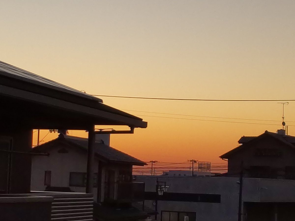 nobuaki1910's tweet photo. おはようございます
南相馬市６月の始まりは
快晴☀️です
今日も暑くなる予報
体調管理に気をつけてお過ごしください☺️今月も宜しくお願いします

#イマソラ 
#シェア天 
#空ネット https://t.co/oCdnanQfBv
