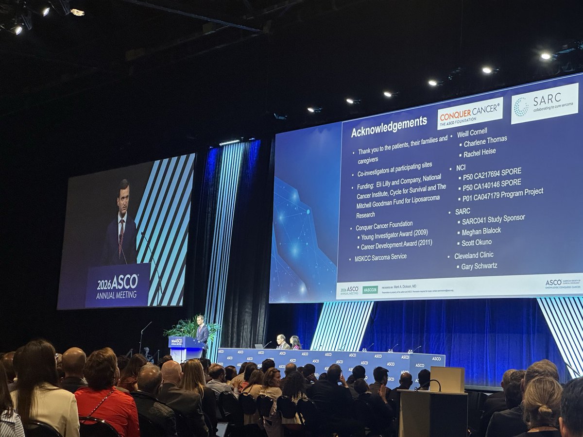TwoOncDocs's tweet photo. 🤩SARCOMA AT PLENARY!🎗️
🔹 SARC041 provides the first randomized validation of CDK4 inhibition in DDLPS
📈 mPFS: 9.7 vs 1.5 mo (HR 0.39, p<0.001) — >6× improvement
🎯 ORR: 9.3% vs 0%
⏳ OS trend favors abemaciclib (HR 0.55)
🔄 Crossover activity confirmed (mPFS 3.4 mo)
#ASCO26 https://t.co/7WPAG7eHEv