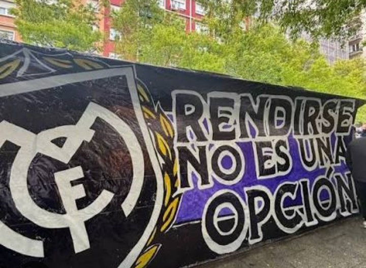 JonathanRM1984's tweet photo. VENIMOS POR El ESCUDO Y POR TI 🤍💜S⚡F @atheeneeaa_10 https://t.co/qGXXGjqDRV