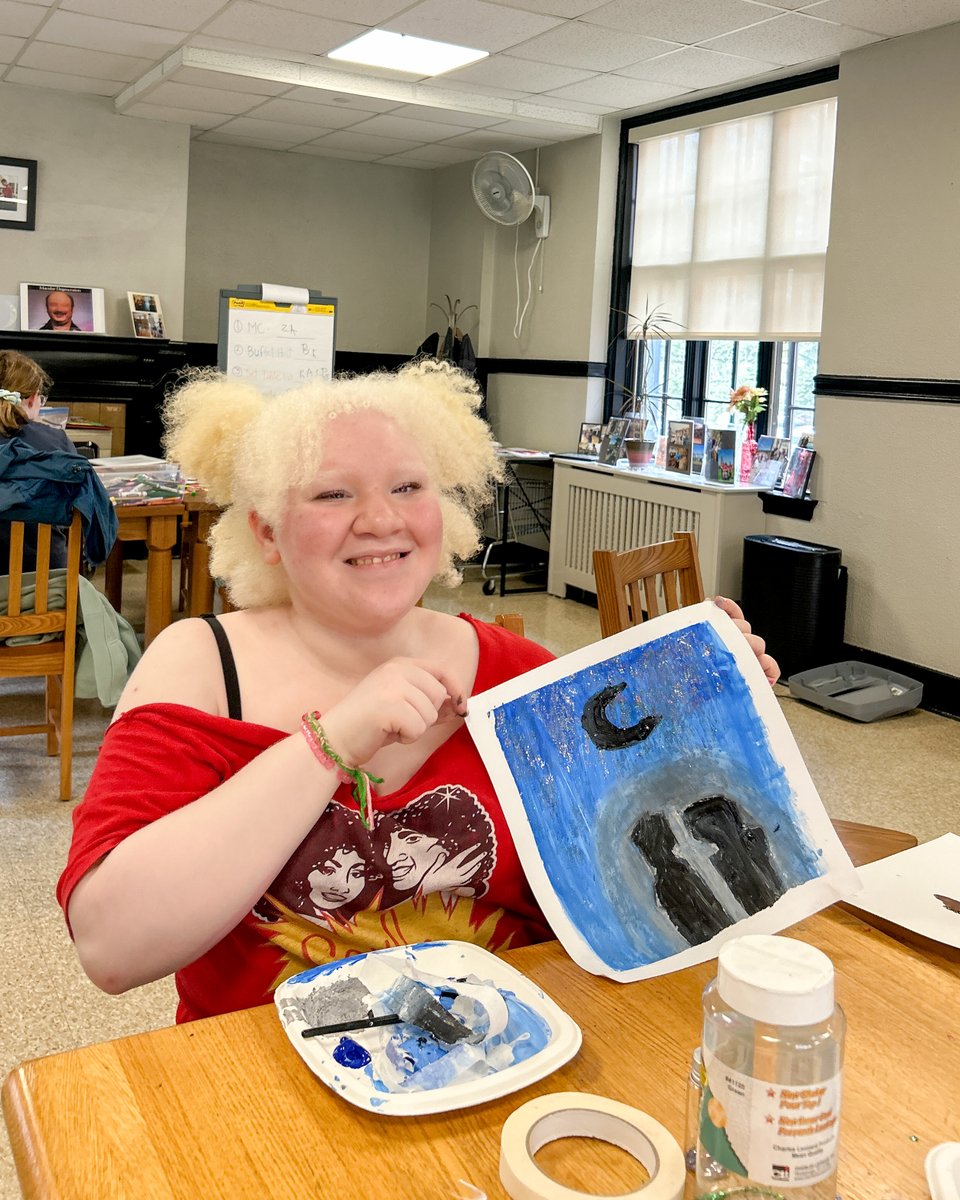 PerkinsVision's tweet photo. From drawing with a #PerkinsBrailler to going on nature walks to collect materials for mixed media collages, Arts &amp; Innovation Weekend fostered creativity through accessible, multi-sensory  experiences. 

Learn more about our Outreach Programming at https://t.co/nlNBj5CKx5 https://t.co/bxzR0rzW2n
