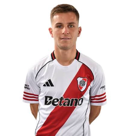 Maxistonx's tweet photo. @NotBaul_ Mernuel en el penal https://t.co/G1kjW1BBFR