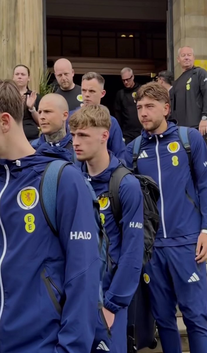 McFarlaneRab's tweet photo. What a special day watching your boy board a fight to the World Cup 🏴󠁧󠁢󠁳󠁣󠁴󠁿🙌🏻💙 https://t.co/qmInxkEYzy