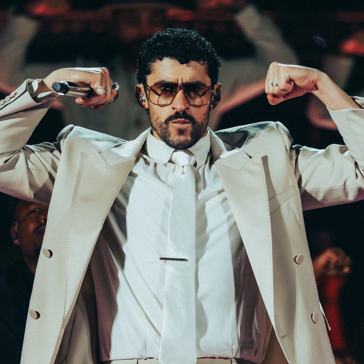 BBPRTV's tweet photo. “TELÉFONO NUEVO” fue la canción exclusiva que interpretó Bad Bunny hoy en Madrid, España. 🇪🇸 https://t.co/bS8m9rXJUq