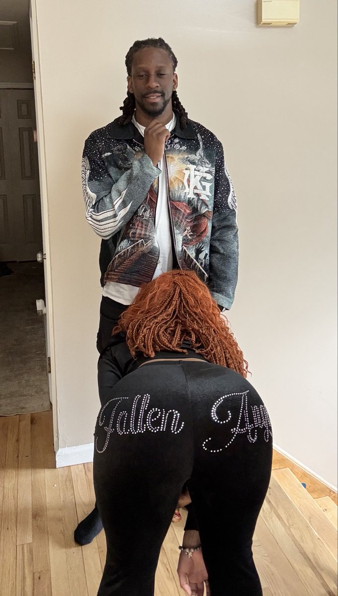 HigherProfitMG's tweet photo. Baby girl keep saying she wanna start a of. 🤑 https://t.co/mbb8APB4I7