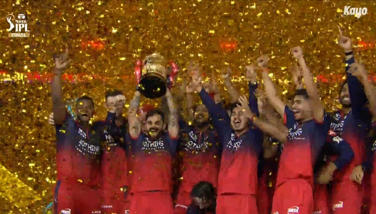 morrem_krishna's tweet photo. Champions 🏆🏆 
#RCB https://t.co/sslBdIKft2