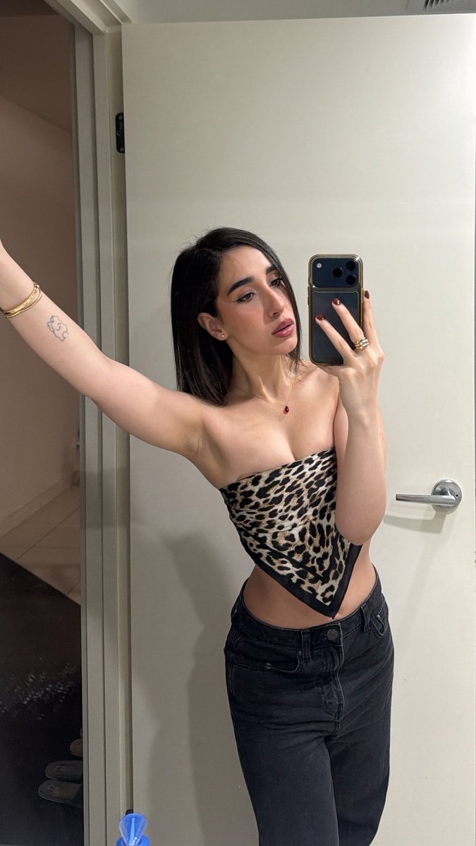 parmidayzz's tweet photo. 🐆 https://t.co/tqDKQ9gStF