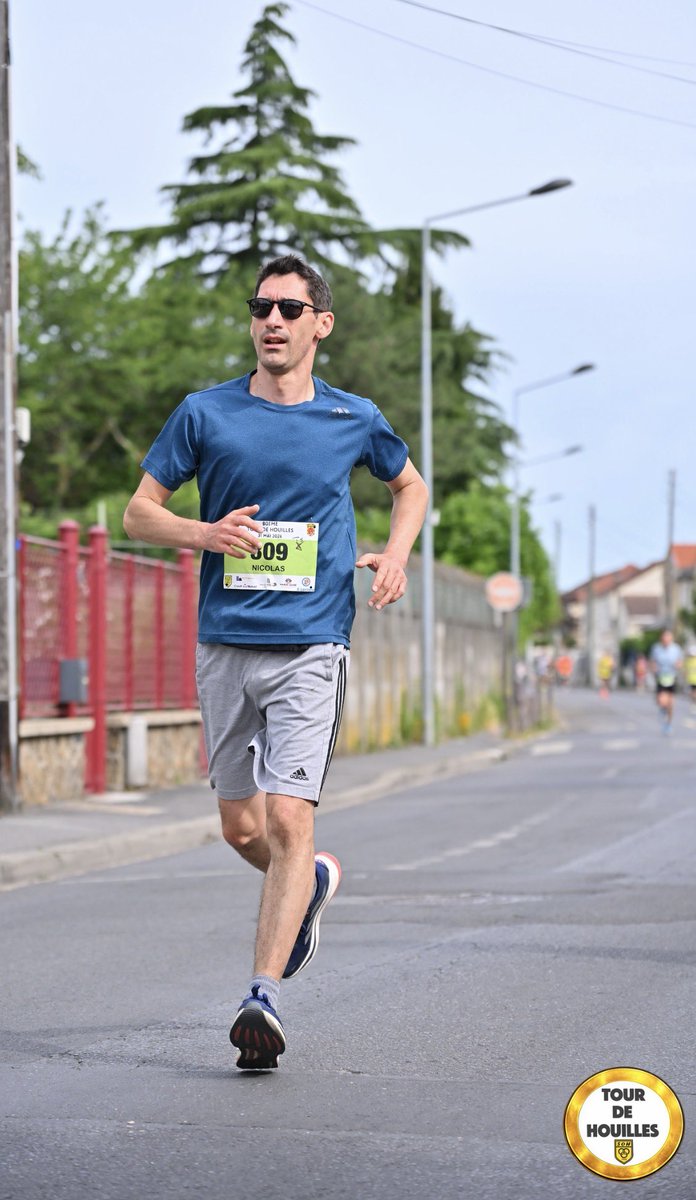 Nicolas_Merle's tweet photo. Un petit trot à la fraîche 😁
#tourdehouilles https://t.co/yip1do23Zz