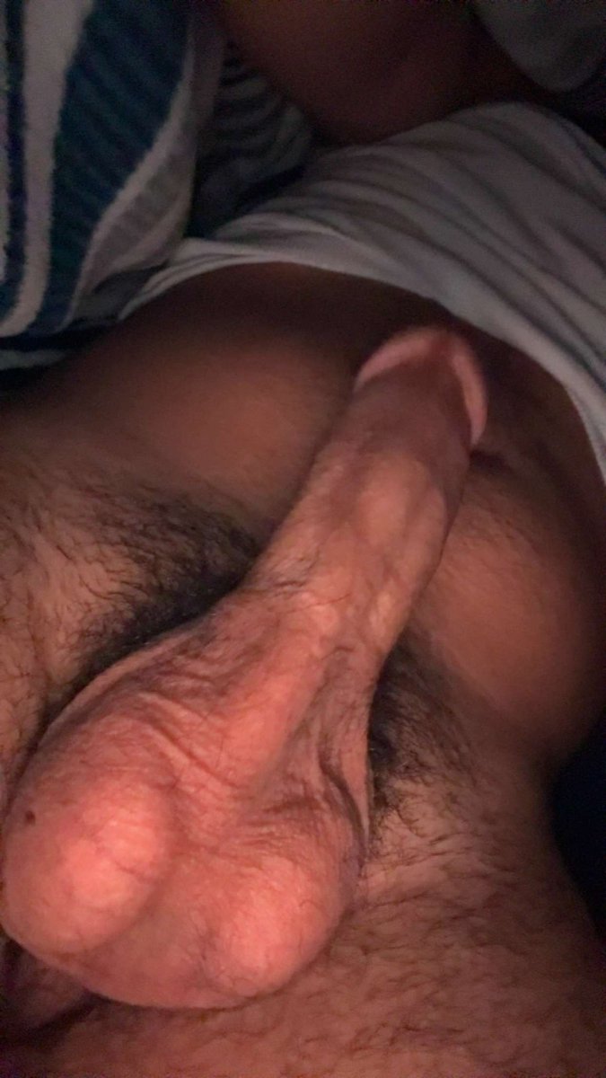 818slanger's tweet photo. hmu I’m boredddd !!!  #horny #chudai #nsfwtwtًً #latino https://t.co/Ln8Ir2rMP6