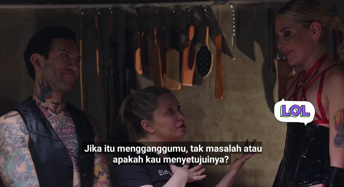 VelvetDomm's tweet photo. Untuk kalian yang sok jadi dom tapi tau BDSM cuma dari bokep, stop tolol. BDSM itu nggak sesimpel itu. Bahkan di balik layar film bokep BDSM pun tetap ada komunikasi, negosiasi, consent, safe word, aftercare, pengecekan kondisi sub dilakukan sebelum dan sesudah sesi seperti ini. https://t.co/c4FTtaTcjR