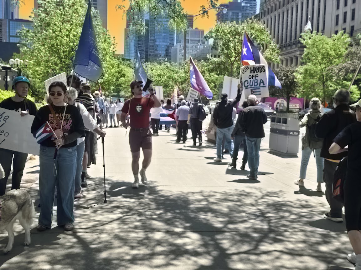 fonseca_julio's tweet photo. Hoy #AsocCubanosJGG #Toronto, @CCFA4TO,  junto a muchos amigos defensores de la justa causa del pueblo cubano exigimos el cese del #bloqueo genocida y NO a una guerra contra #Cuba frente a Consulado #USA
#NoWarOnCuba #TumbaElBloqueo
@cdnntwrkoncuba @EmbacubaCanada @CGCuba_Toronto https://t.co/sRtlWj2IX9