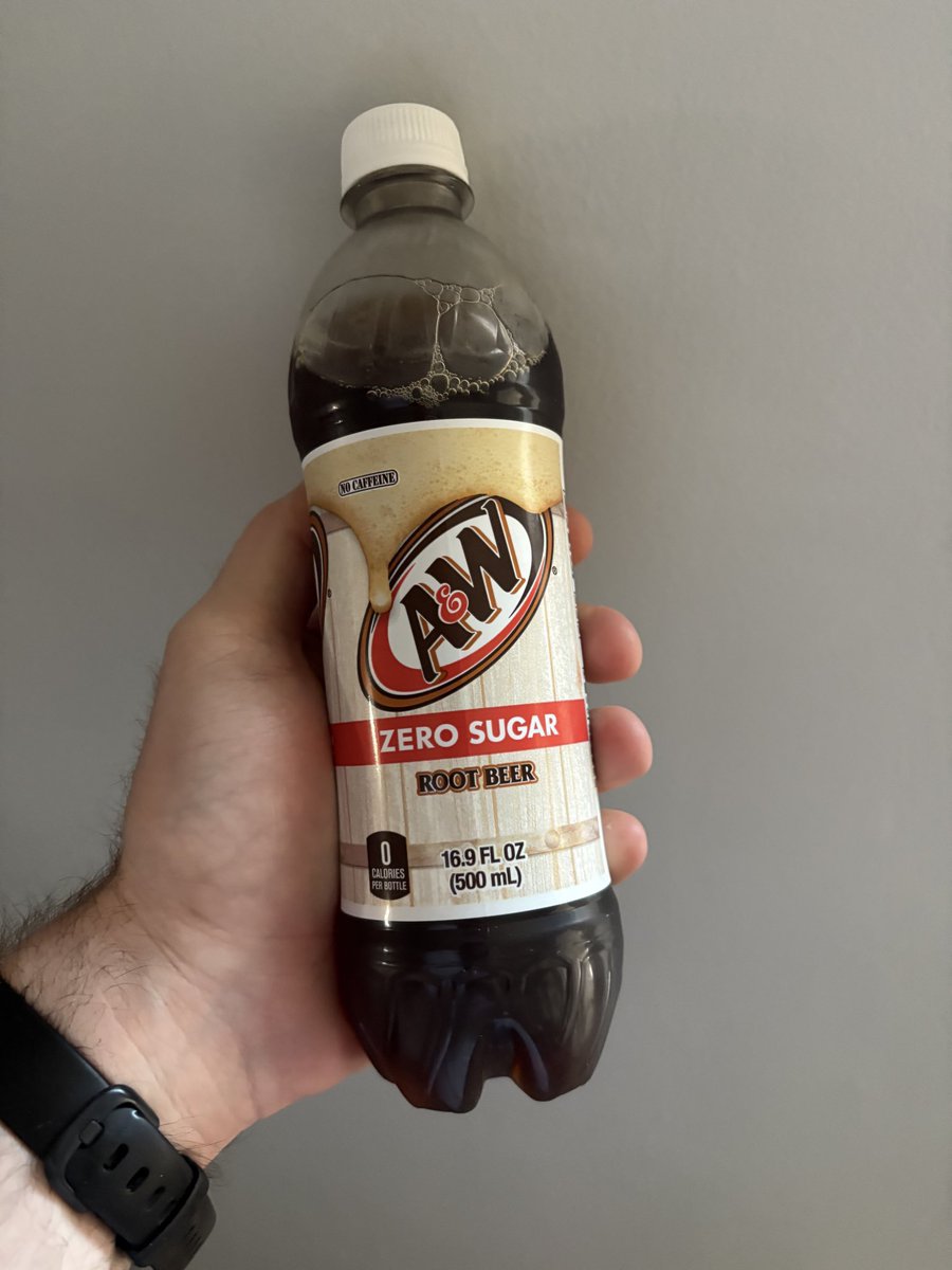 DeanTTraining's tweet photo. Maturing is realizing zero sugar/diet sodas are an EXCELLENT TOOL to help you manage your bodyweight…

….and the odds you’ll ever consume enough of them for it to be harmful to your health are basically ZERO https://t.co/NKeaCsn7QP