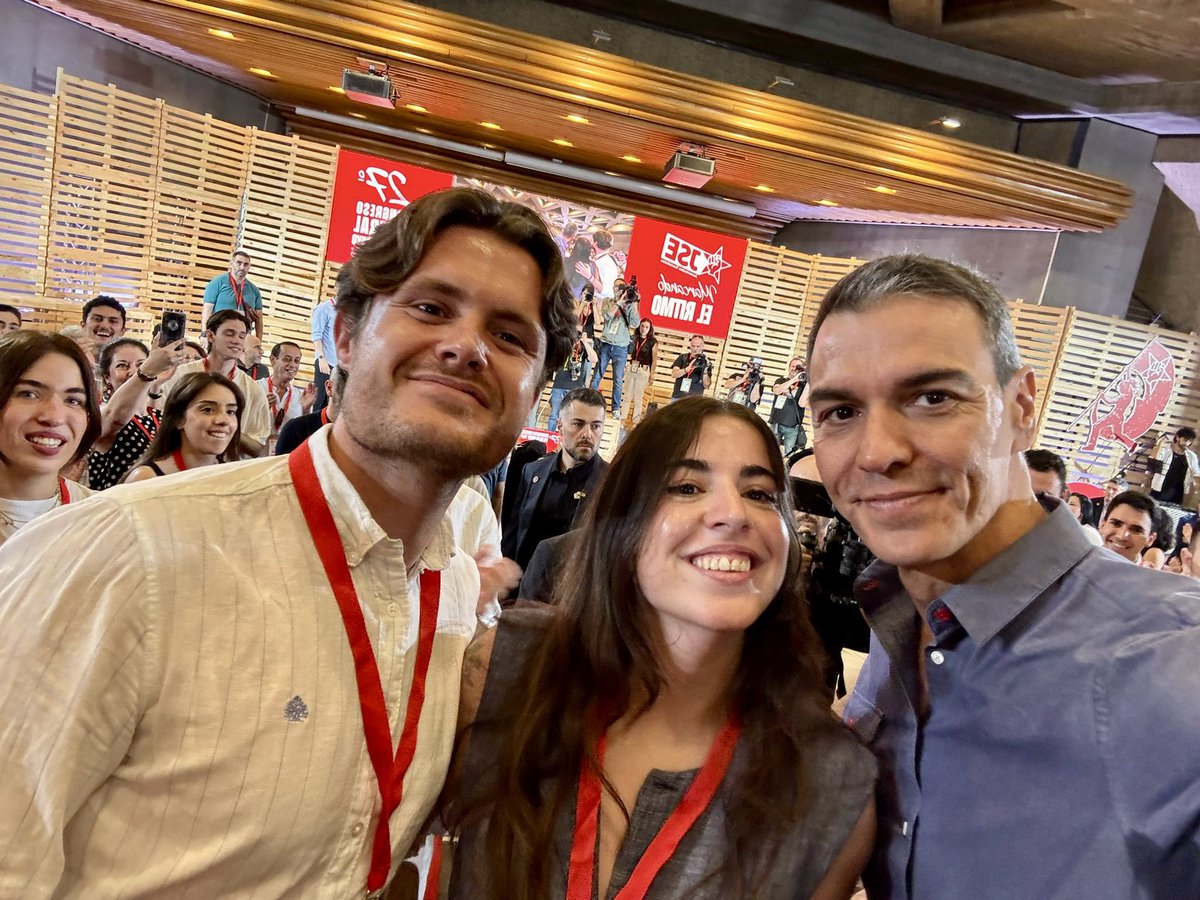 jsibalears's tweet photo. Aquest cap de setmana hem celebrat el 27è Congrés de les Joventuts Socialistes d’Espanya🌹

Orgullosos de la feina feta pels nostres delegats durant aquests dies de debat i reflexió

I celebram que el nostre company Iván Torres hagi estat escollit membre de l’Executiva Federal💪🏼 https://t.co/wJCxF33C5q
