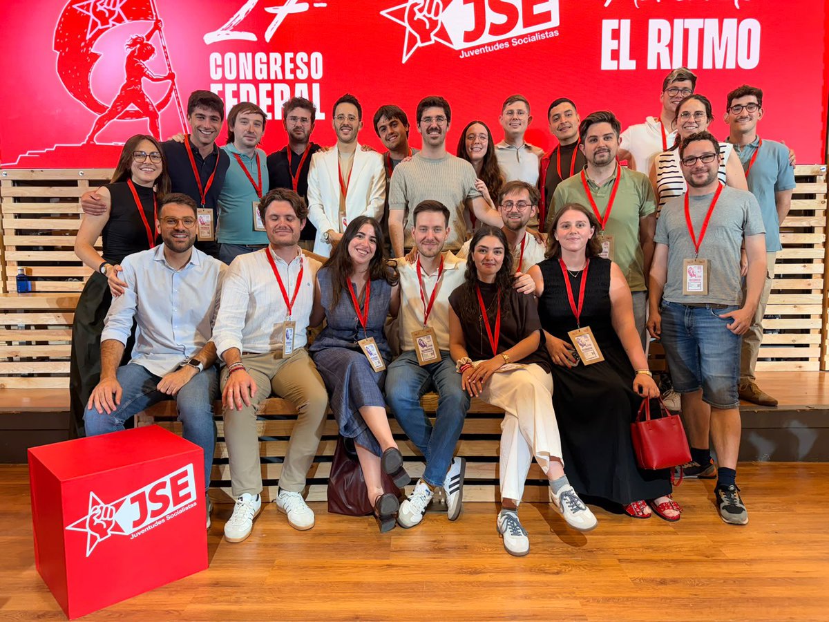 jsibalears's tweet photo. Aquest cap de setmana hem celebrat el 27è Congrés de les Joventuts Socialistes d’Espanya🌹

Orgullosos de la feina feta pels nostres delegats durant aquests dies de debat i reflexió

I celebram que el nostre company Iván Torres hagi estat escollit membre de l’Executiva Federal💪🏼 https://t.co/wJCxF33C5q