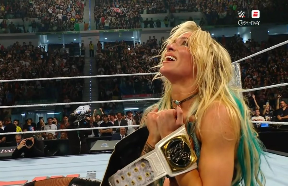 Zadraball's tweet photo. SOL RUCA IS WOMEN'S INTERCONTINENTAL CHAMPION!!!!!!! https://t.co/kLsslPLfJo