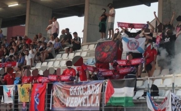 BrigadasLugo's tweet photo. A vindeira tempada voltaremos visitar Ourense e recibir a súa xente, xogaremos contra o verdadeiro equipo da cidade das Burgas.

Noraboa por este merecido ascenso a todxs xs Siareirxs da @UDOurense2014

Outro fútbol é posible! https://t.co/FFapgNIsQ7