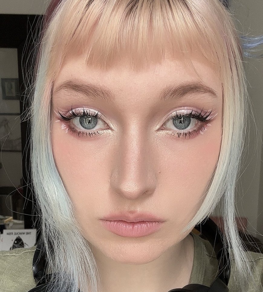 Anemoiavoid's tweet photo. Wanted to make silver feathers irl cause it’s my fav makeup in the game
#infinitynikki #インフィニティニキ #infinitynikkitwt https://t.co/HOd75WXNFH