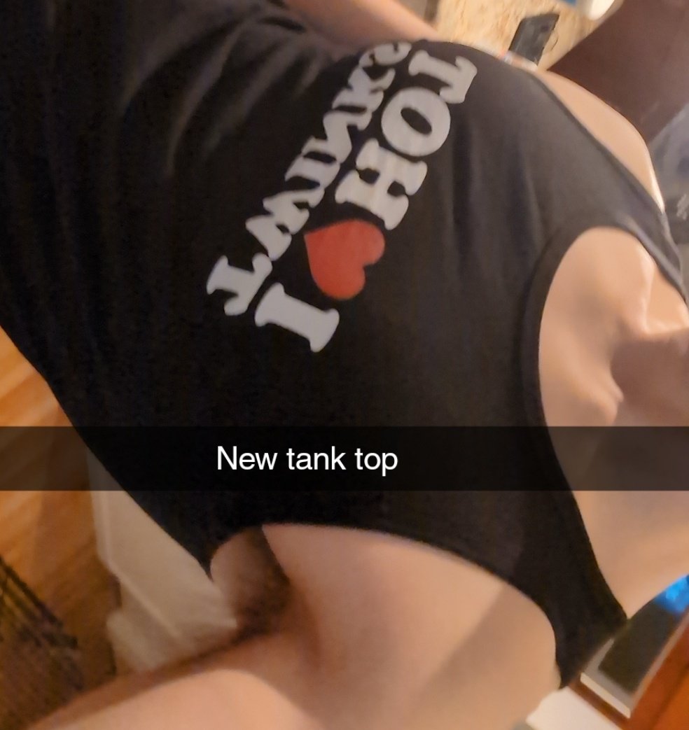 mic1993175300's tweet photo. Final fit check before we went to Diapers &amp; Drinks last night. I love my new tank top 😂😍
#ABDL https://t.co/tHu8kKiskp