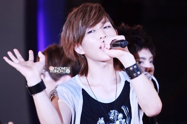 hourly jinki ^▽^ tweet media