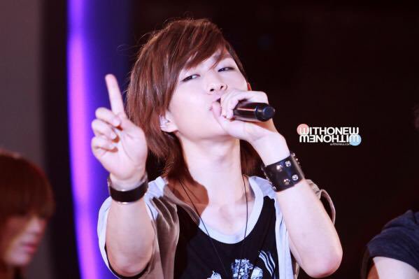 hourly jinki ^▽^ tweet media