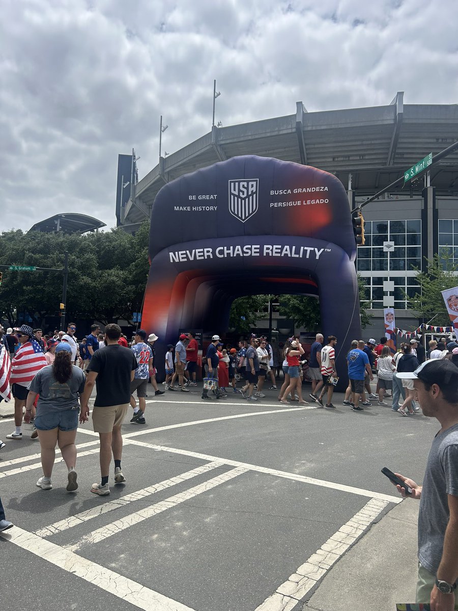 AlexMSilverman's tweet photo. The @USMNT are in Charlotte for their penultimate World Cup tune-up match against Senegal. https://t.co/Uu5Wqt8A0w