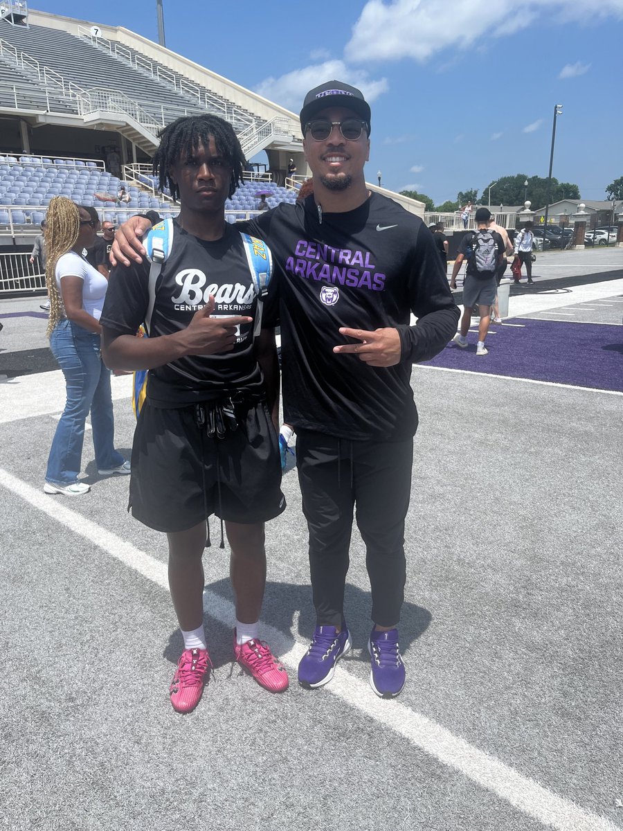 _heirjordan7's tweet photo. Had a great camp experience at the @UCA_Football All-Arkansas Camp! Connected with some great coaches! Highlights coming soon 🏈 🎥 @Senator_Pride @CoachRBolden @CoachKre @KWashington_7 @CoachCross_x @PrepRedzoneNext @PrepRedzoneAR https://t.co/UmwnuAACmI
