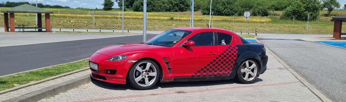 Reiteller's tweet photo. Hello new followers! I'm Starteller, I'm from Poland, but moved to Germany recently, and I like astrophotography, cosplaying, and cars, and, obviously, Hololive!

It's cool to have all you here and I hope I'll be able to start going to more events where I can meet you in person! https://t.co/fGu1u51xzc