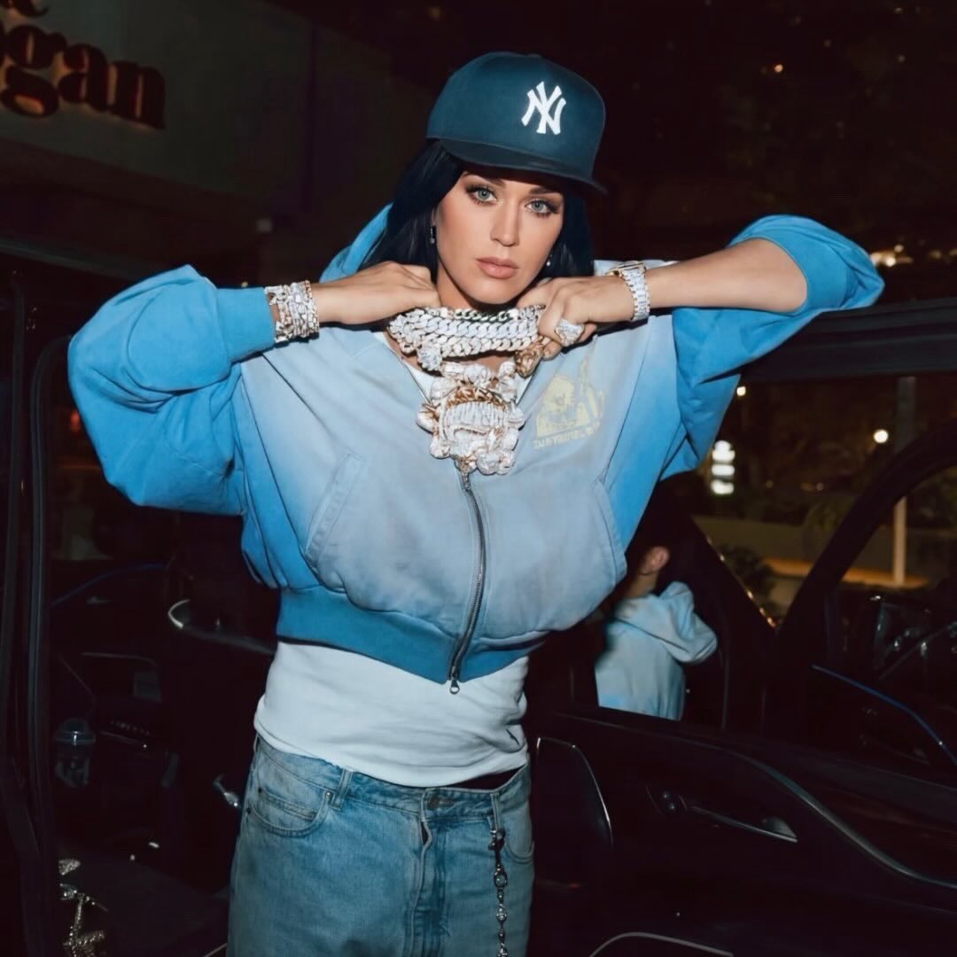 todaykatyp's tweet photo. Chief Keef updated his profile picture on Instagram. https://t.co/Yct4JpsPQs